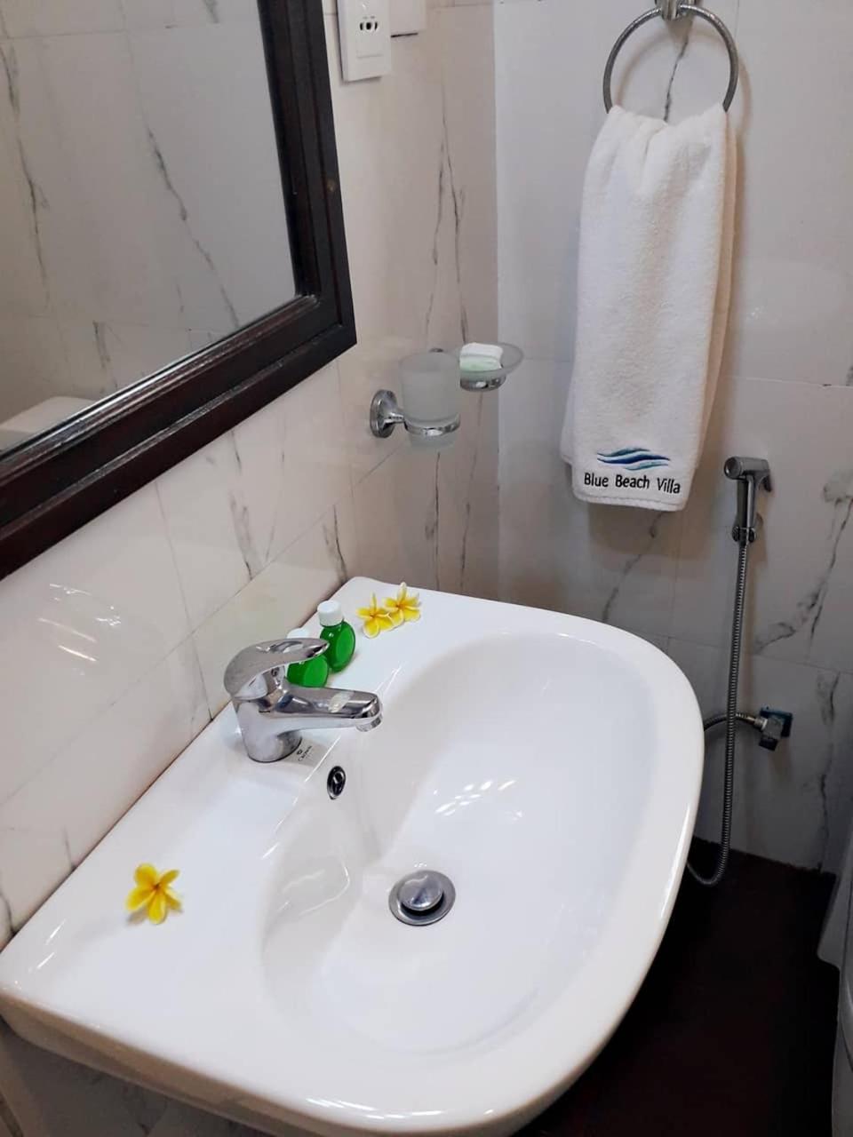 Blue Beach Villa Wadduwa Zewnętrze zdjęcie